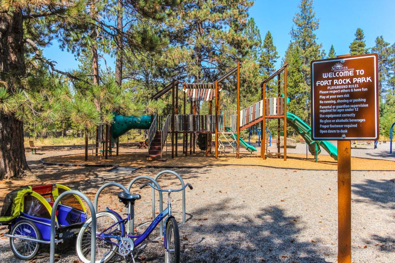 Circle 4 Ranch 25 | Discover Sunriver Exteriör bild